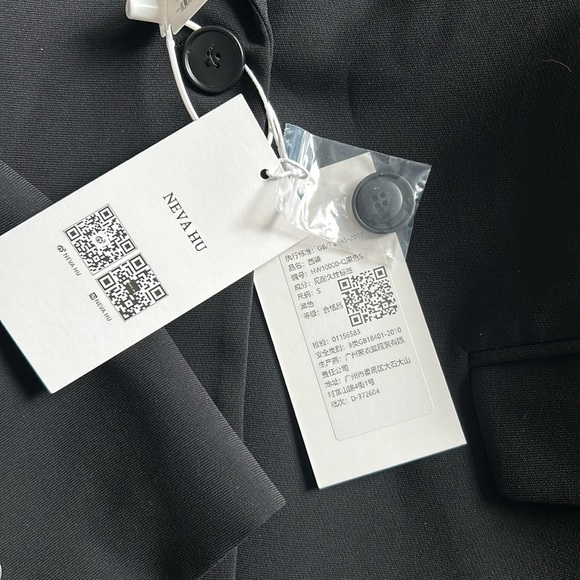 NEVA HU black designer jacket blazer slimming and casual, fall collection size S - Picture 12 of 16